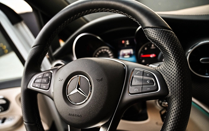 Mercedes-Benz Klasa V cena 626688 przebieg: 19000, rok produkcji 2023 z Luboń małe 781